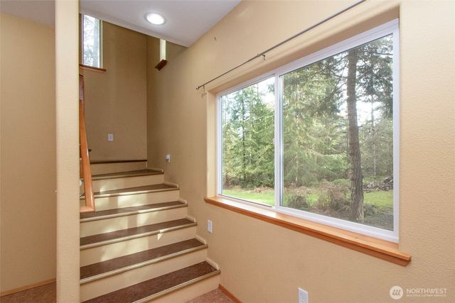 131 Robinson Road, Port Angeles, WA 98362