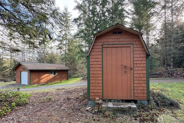 131 Robinson Road, Port Angeles, WA 98362