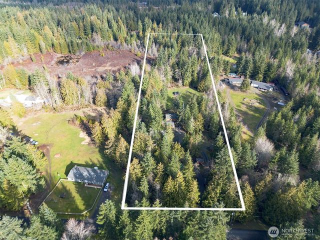 131 Robinson Road, Port Angeles, WA 98362