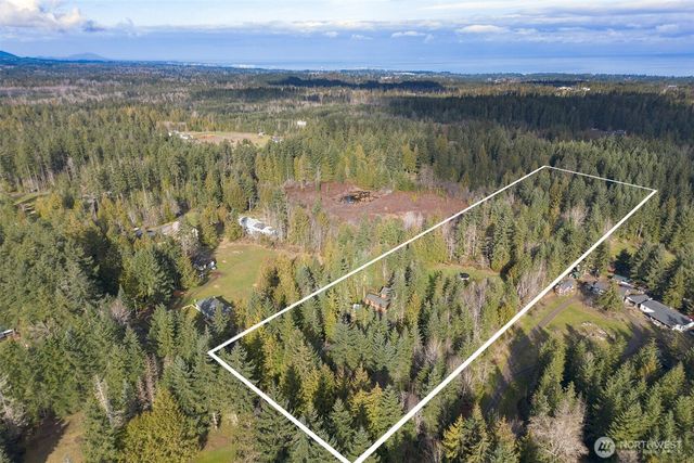 131 Robinson Road, Port Angeles, WA 98362