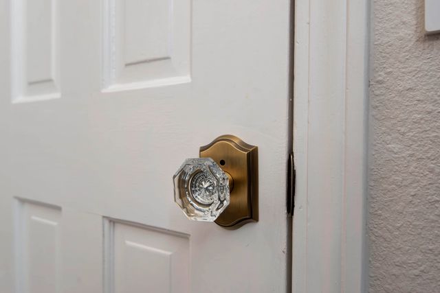 7017 W Farm Road 124, Springfield, MO 65802