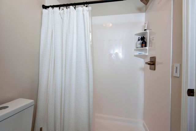 7017 W Farm Road 124, Springfield, MO 65802