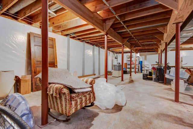 7017 W Farm Road 124, Springfield, MO 65802