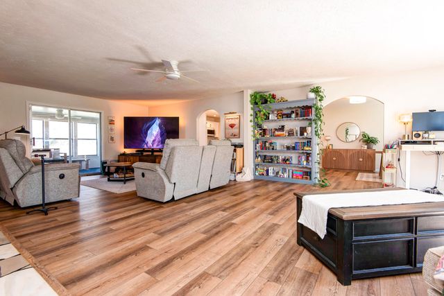 7017 W Farm Road 124, Springfield, MO 65802