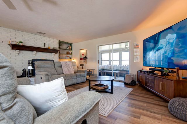 7017 W Farm Road 124, Springfield, MO 65802