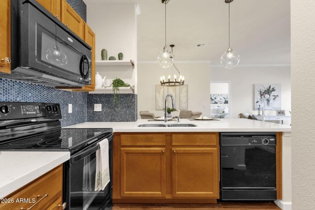 16013 S DESERT FOOTHILLS Parkway 1090, Phoenix, AZ 85048