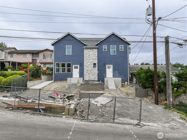2317 22nd Avenue S, Seattle, WA 98144