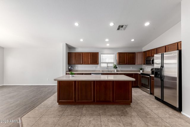 1401 E DEBBIE Drive, San Tan Valley, AZ 85140
