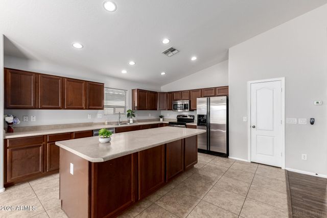 1401 E DEBBIE Drive, San Tan Valley, AZ 85140