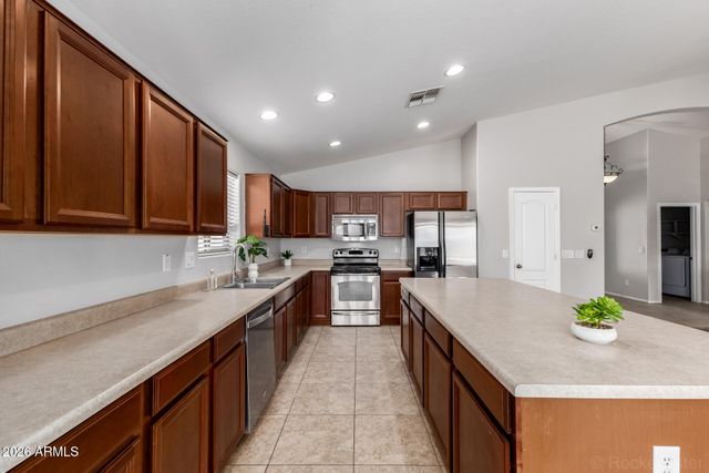 1401 E DEBBIE Drive, San Tan Valley, AZ 85140