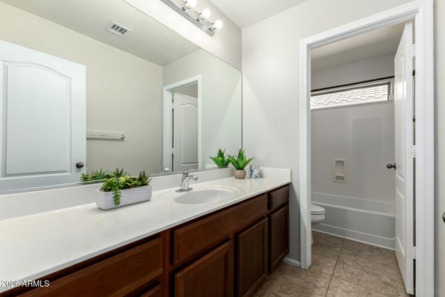 1401 E DEBBIE Drive, San Tan Valley, AZ 85140