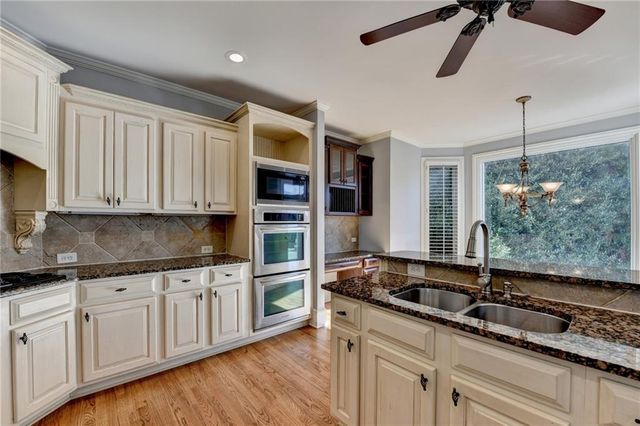 3088 Prestwyck Haven Drive, Duluth, GA 30097