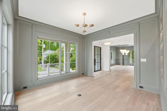 6008 OAKDALE RD, Mclean, VA 22101