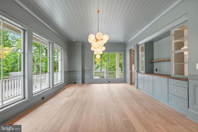6008 OAKDALE RD, Mclean, VA 22101