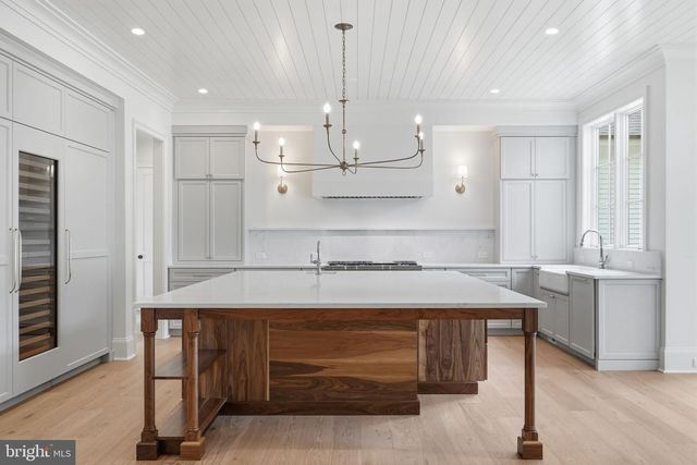 6008 OAKDALE RD, Mclean, VA 22101