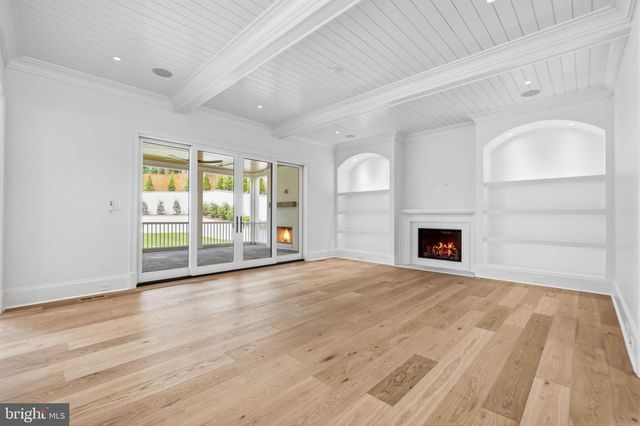 6008 OAKDALE RD, Mclean, VA 22101