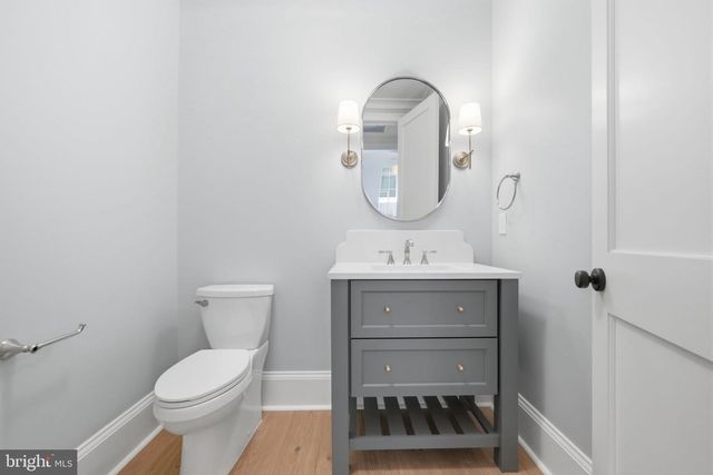 6008 OAKDALE RD, Mclean, VA 22101