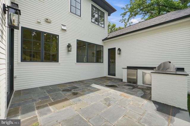 6008 OAKDALE RD, Mclean, VA 22101