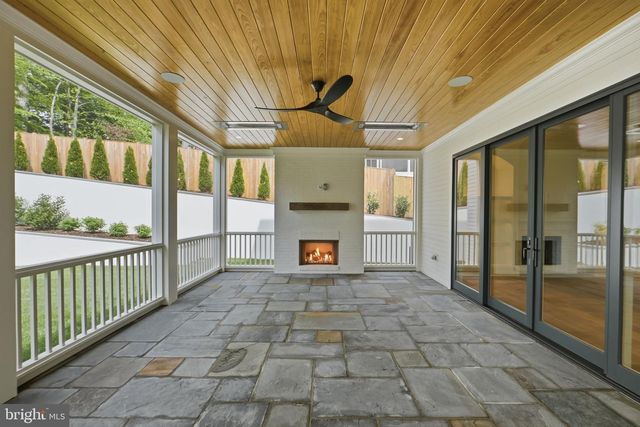 6008 OAKDALE RD, Mclean, VA 22101