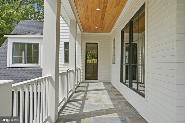 6008 OAKDALE RD, Mclean, VA 22101