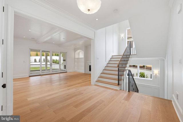 6008 OAKDALE RD, Mclean, VA 22101