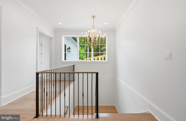6008 OAKDALE RD, Mclean, VA 22101