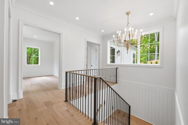 6008 OAKDALE RD, Mclean, VA 22101