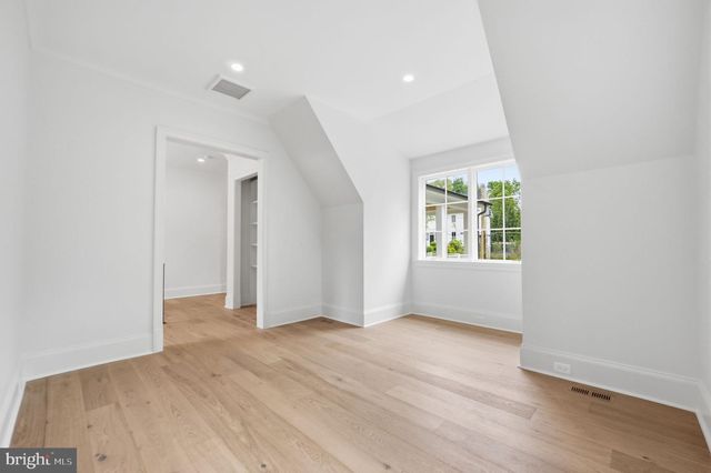6008 OAKDALE RD, Mclean, VA 22101