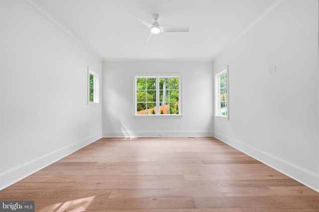 6008 OAKDALE RD, Mclean, VA 22101