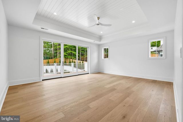 6008 OAKDALE RD, Mclean, VA 22101