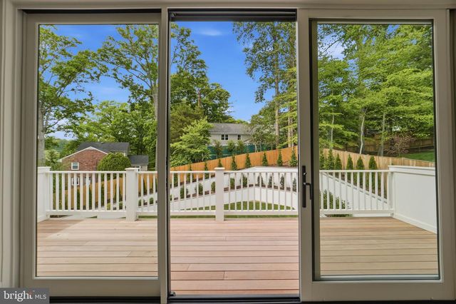 6008 OAKDALE RD, Mclean, VA 22101