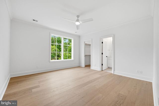 6008 OAKDALE RD, Mclean, VA 22101
