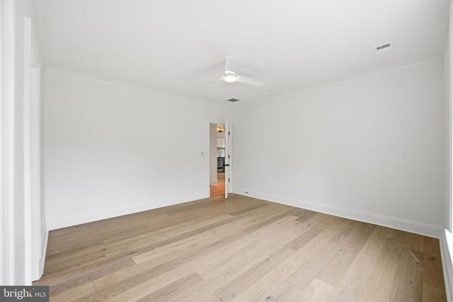 6008 OAKDALE RD, Mclean, VA 22101