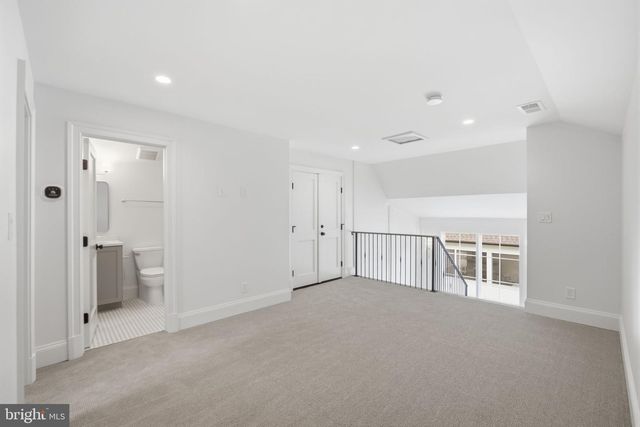 6008 OAKDALE RD, Mclean, VA 22101