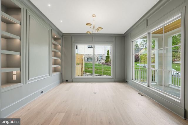 6008 OAKDALE RD, Mclean, VA 22101
