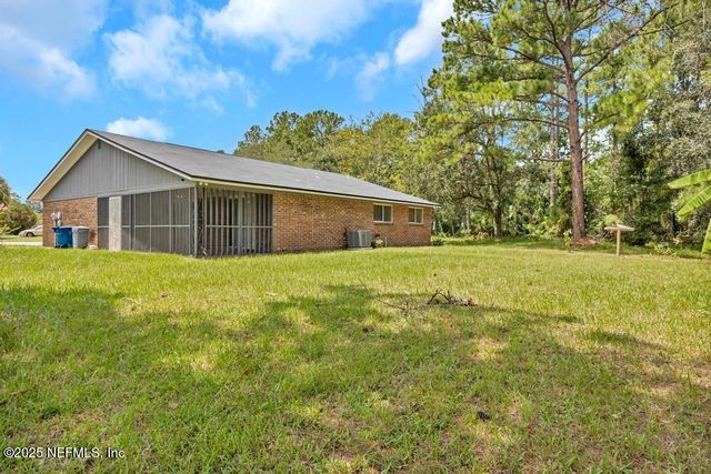 1215 BLUEHILL Drive N, Jacksonville, FL 32218