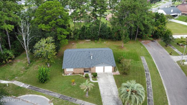 1215 BLUEHILL Drive N, Jacksonville, FL 32218
