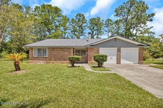 1215 BLUEHILL Drive N, Jacksonville, FL 32218