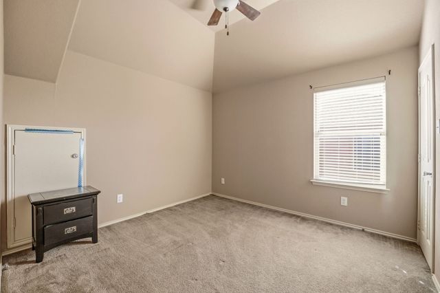 409 Crown Oaks Drive, Fort Worth, TX 76131