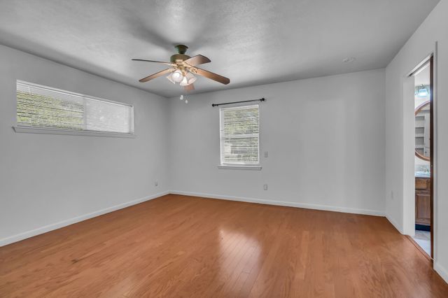 2972 Maydelle Lane, Farmers Branch, TX 75234