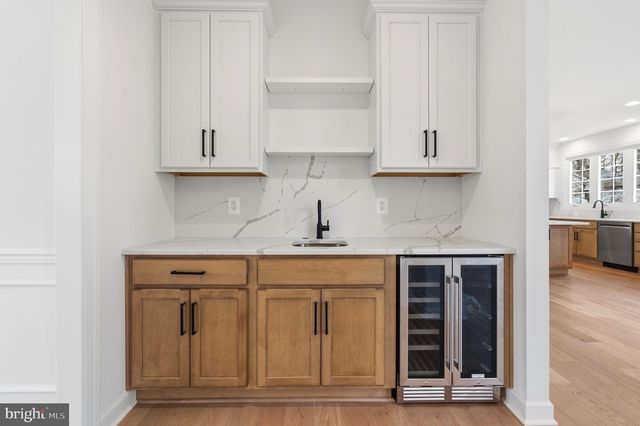 20285 REDROSE DR, Sterling, VA 20165