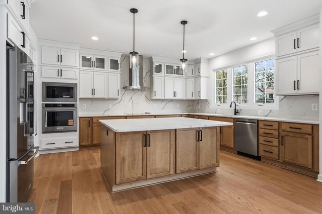 20285 REDROSE DR, Sterling, VA 20165