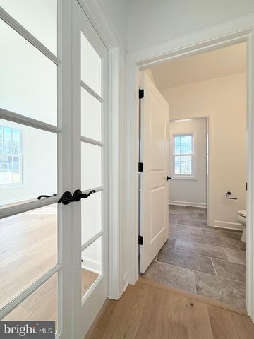 20285 REDROSE DR, Sterling, VA 20165