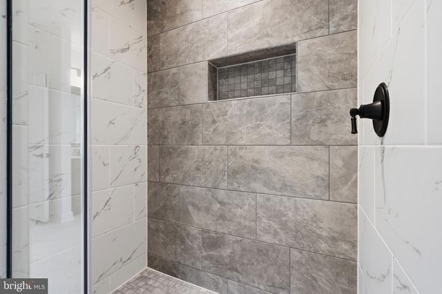 20285 REDROSE DR, Sterling, VA 20165