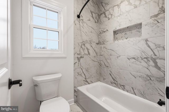 20285 REDROSE DR, Sterling, VA 20165