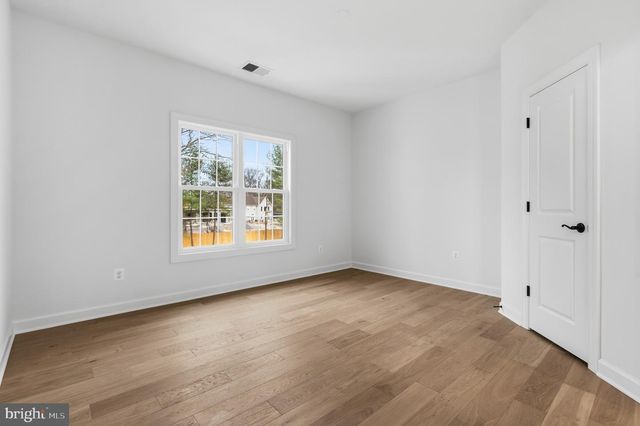 20285 REDROSE DR, Sterling, VA 20165