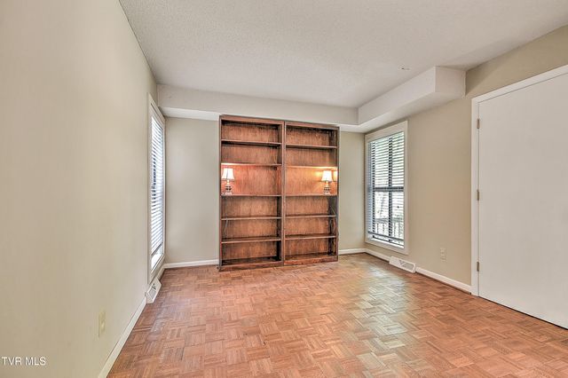 3411 Linkwood Drive, Johnson City, TN 37601