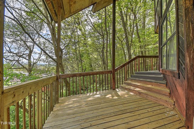 3411 Linkwood Drive, Johnson City, TN 37601