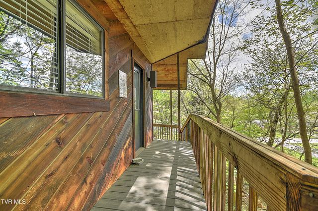 3411 Linkwood Drive, Johnson City, TN 37601