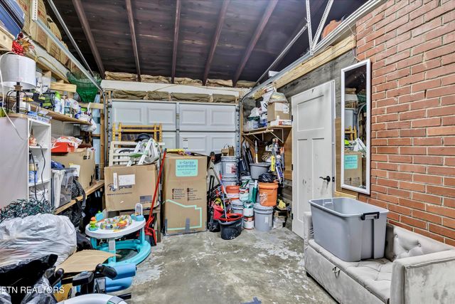 3720 Orangewood Rd, Knoxville, TN 37921